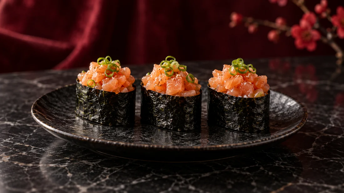 Gunkan mit Lachs